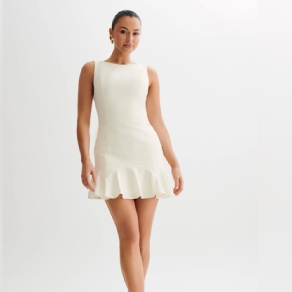 Leonora Sleeveless Suiting Mini Dress With Ruffle - Ivory S